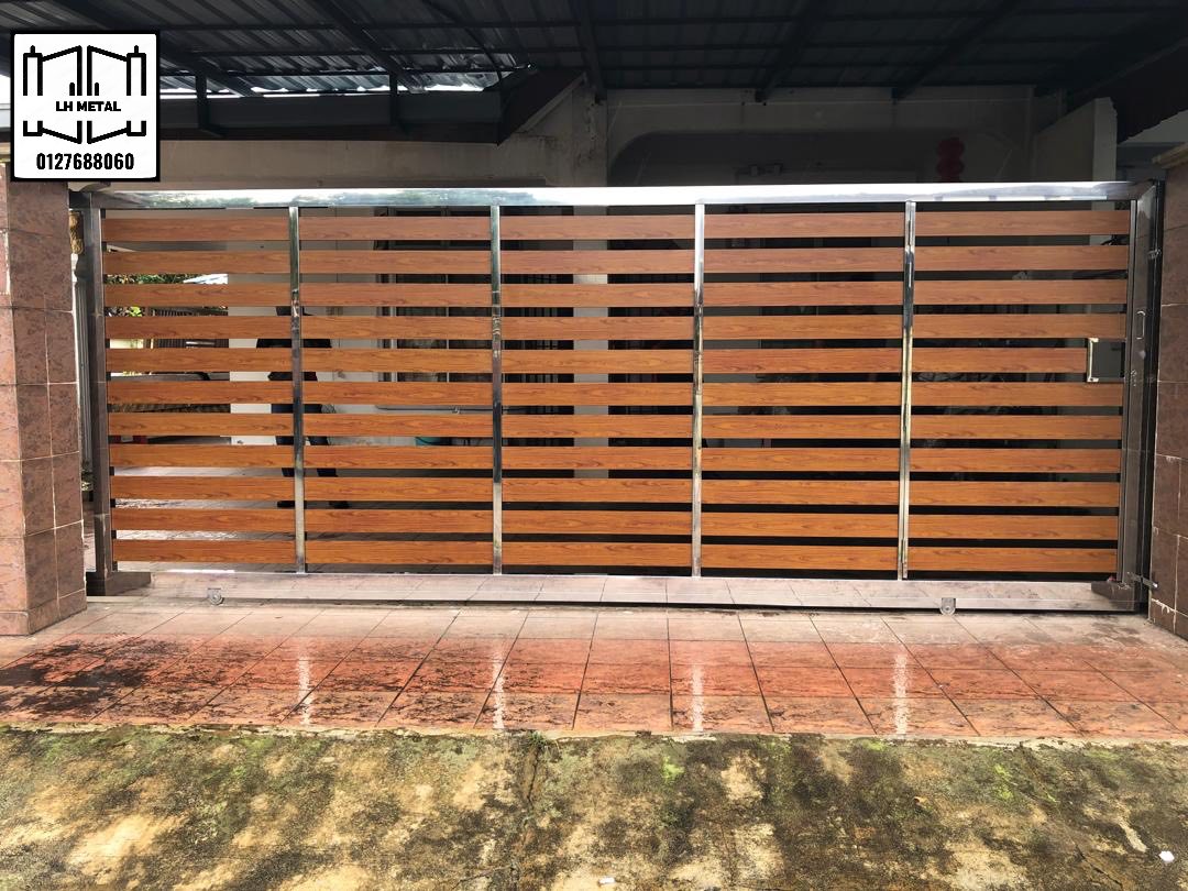 Sliding Gate