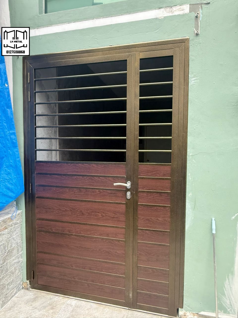 Both Side Open Door